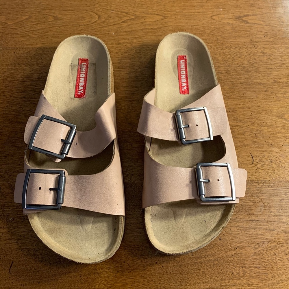 Sandals - Picture 2 of 3